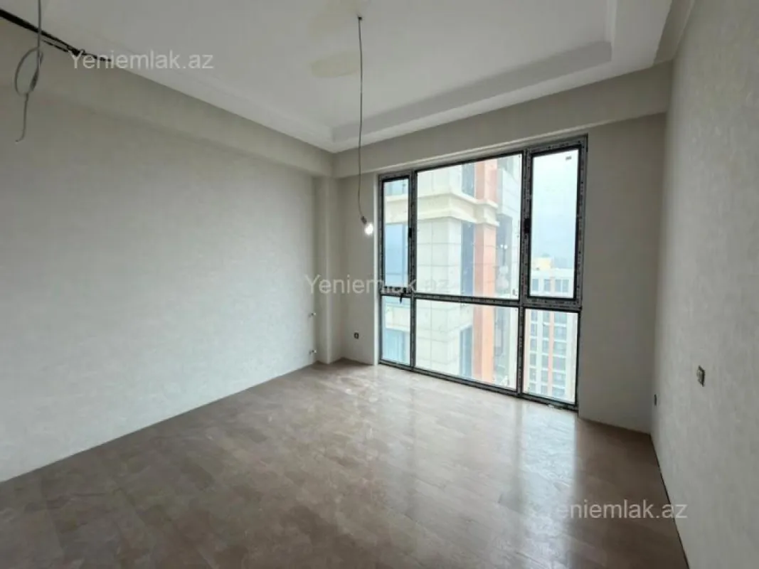 Satılır 4 otaqlı yeni tikili 104 m²