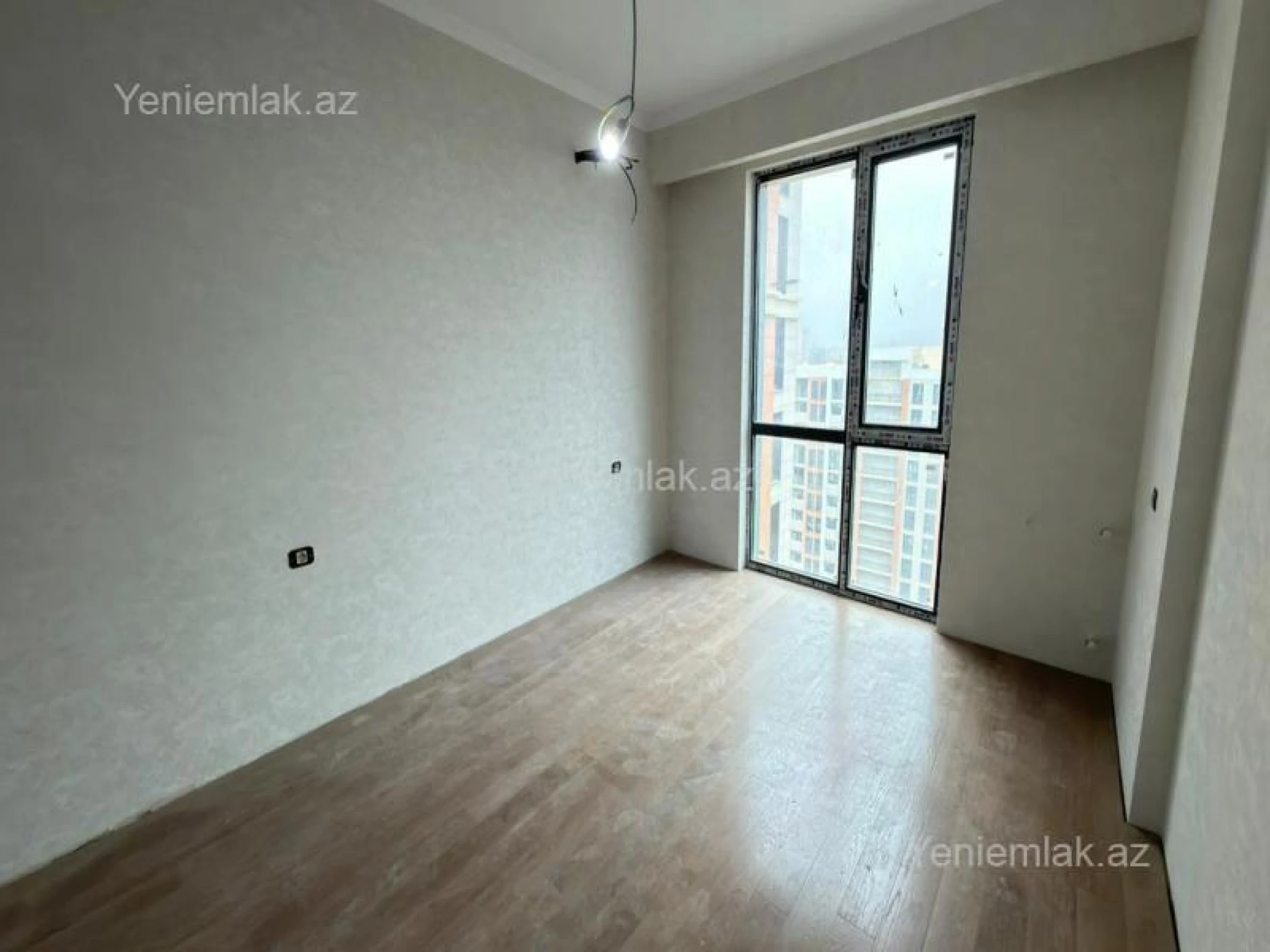 Satılır 4 otaqlı yeni tikili 104 m²