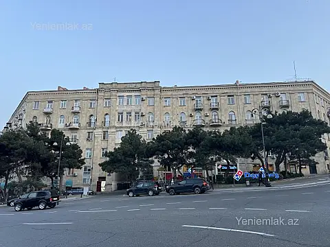 Satılır 3 otaqlı köhnə tikili 95 m²