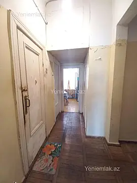 Satılır 3 otaqlı köhnə tikili 95 m²