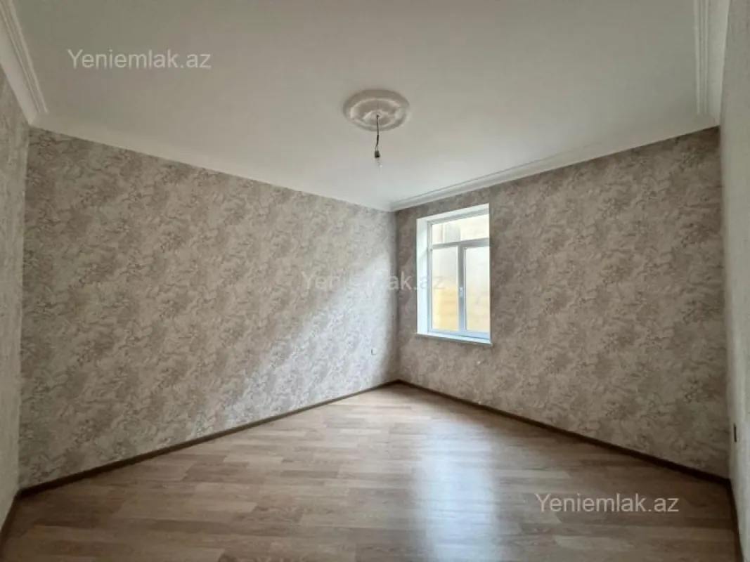 Satılır 4 otaqlı həyət evi 120 m²