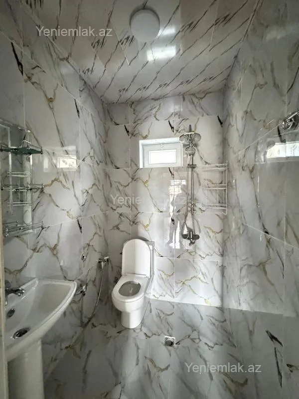 Satılır 4 otaqlı həyət evi 120 m²