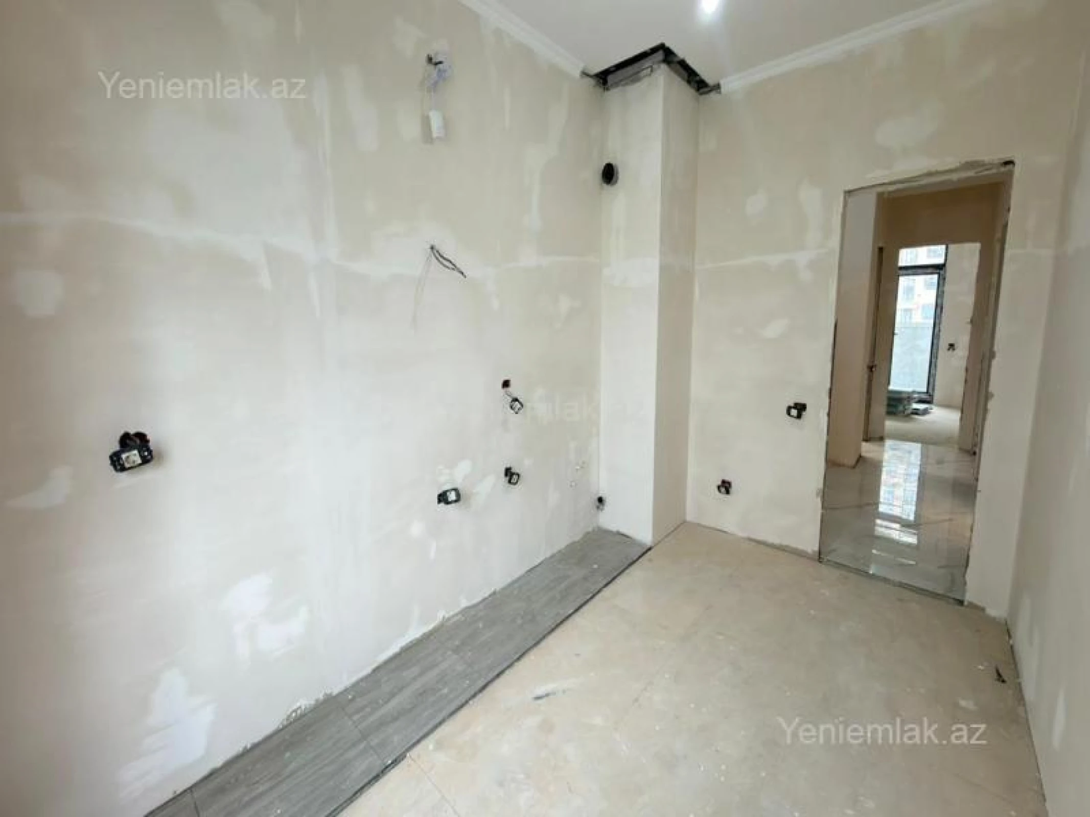 Satılır 3 otaqlı yeni tikili 96 m²