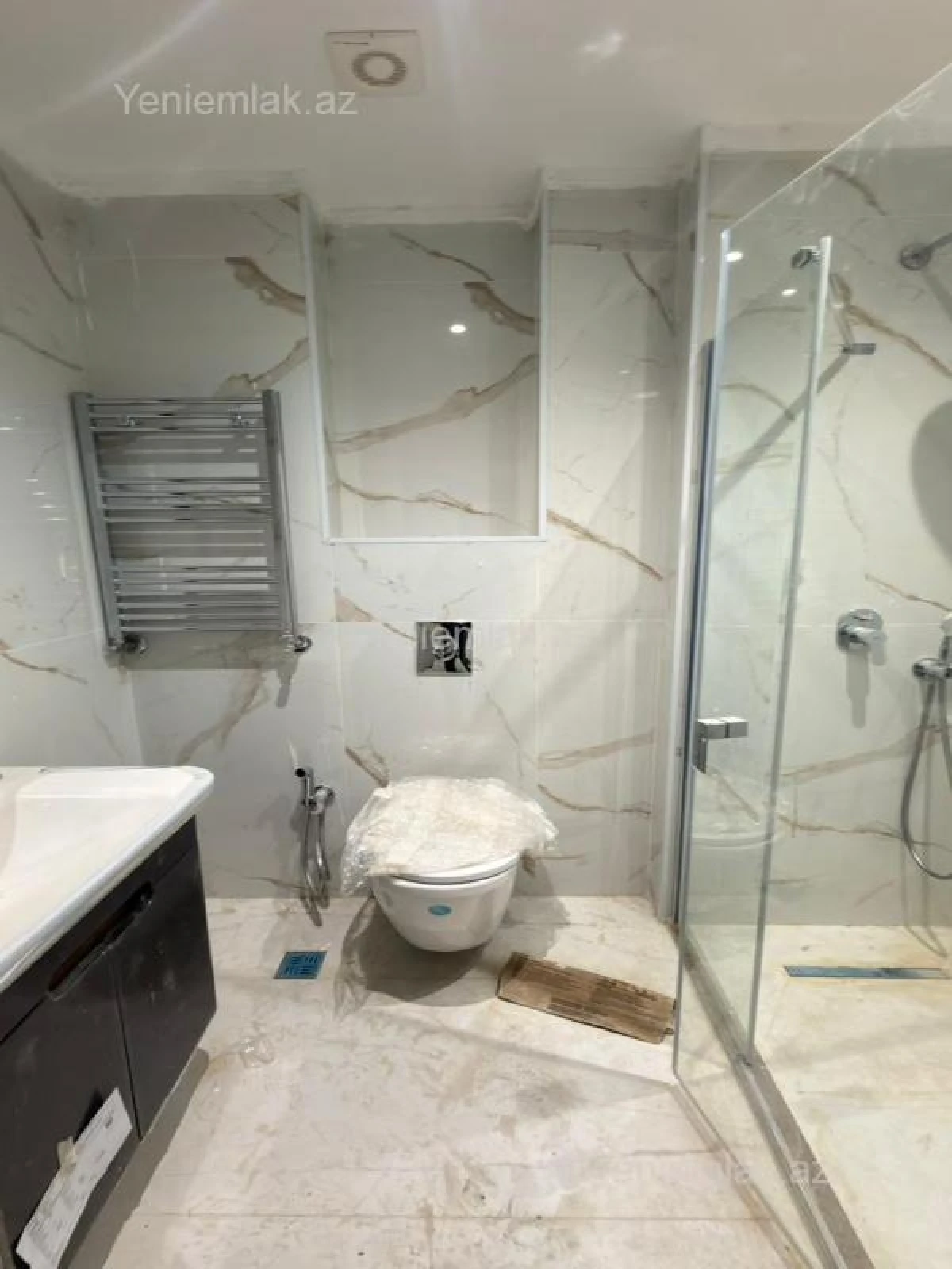 Satılır 3 otaqlı yeni tikili 96 m²