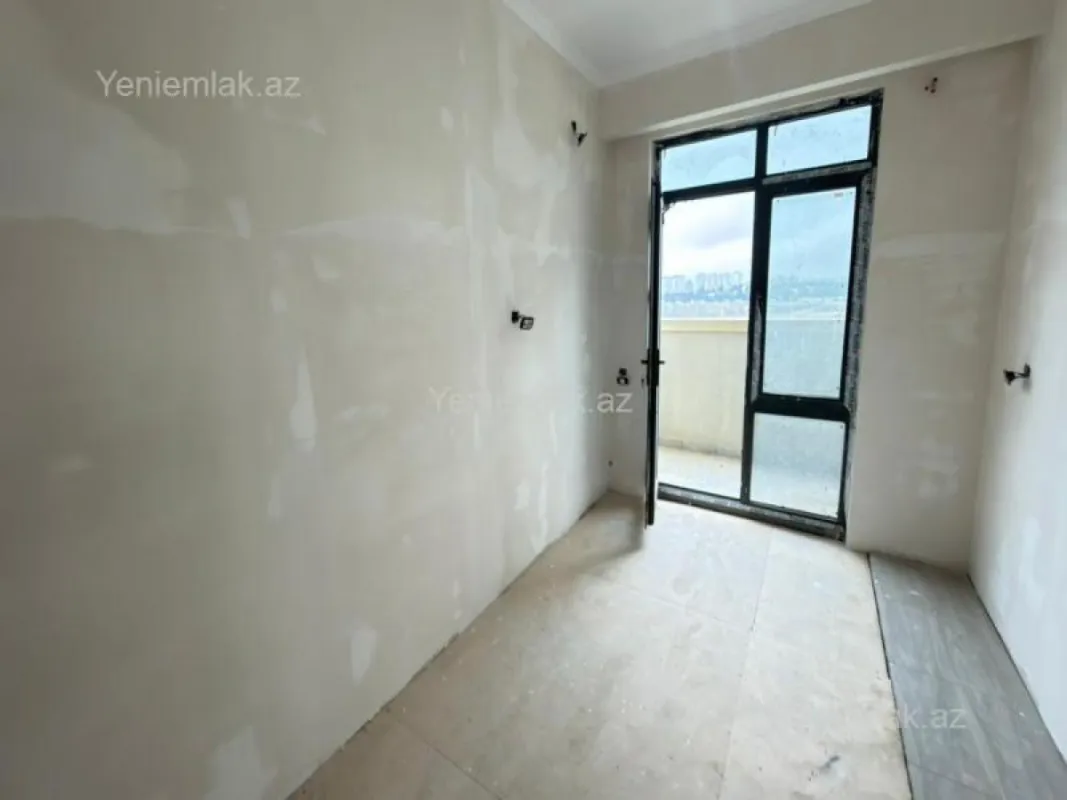 Satılır 3 otaqlı yeni tikili 96 m²