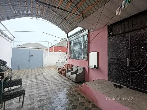 Satılır 4 otaqlı həyət evi 100 m²