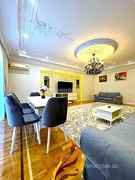 Satılır 4 otaqlı yeni tikili 230 m²