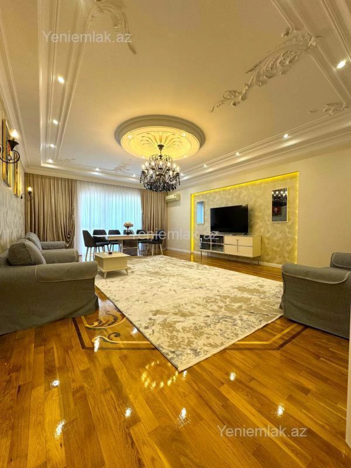 Satılır 4 otaqlı yeni tikili 230 m²