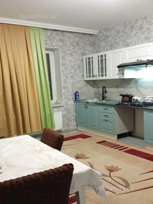 Satılır 3 otaqlı həyət evi 100 m²