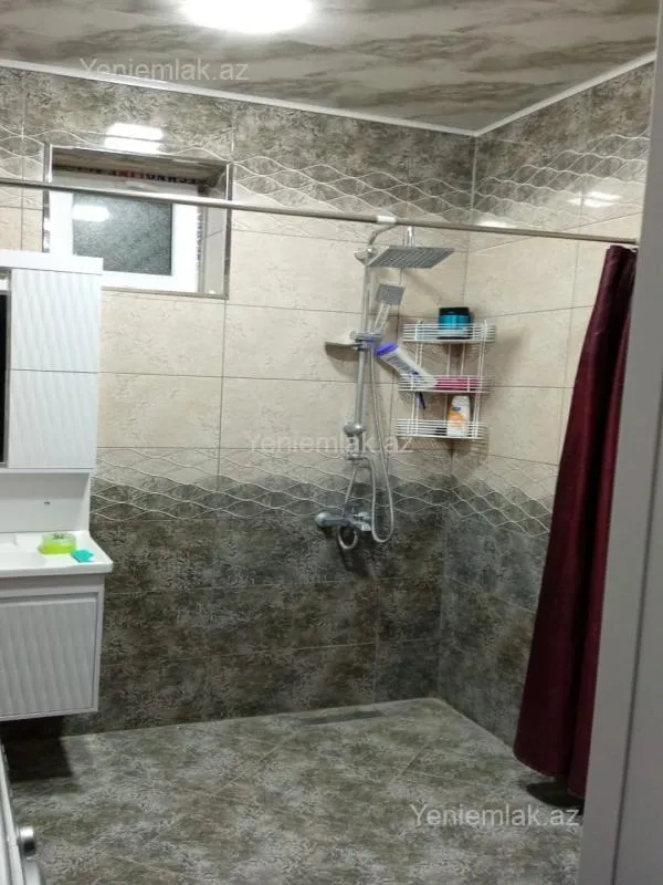Satılır 3 otaqlı həyət evi 100 m²