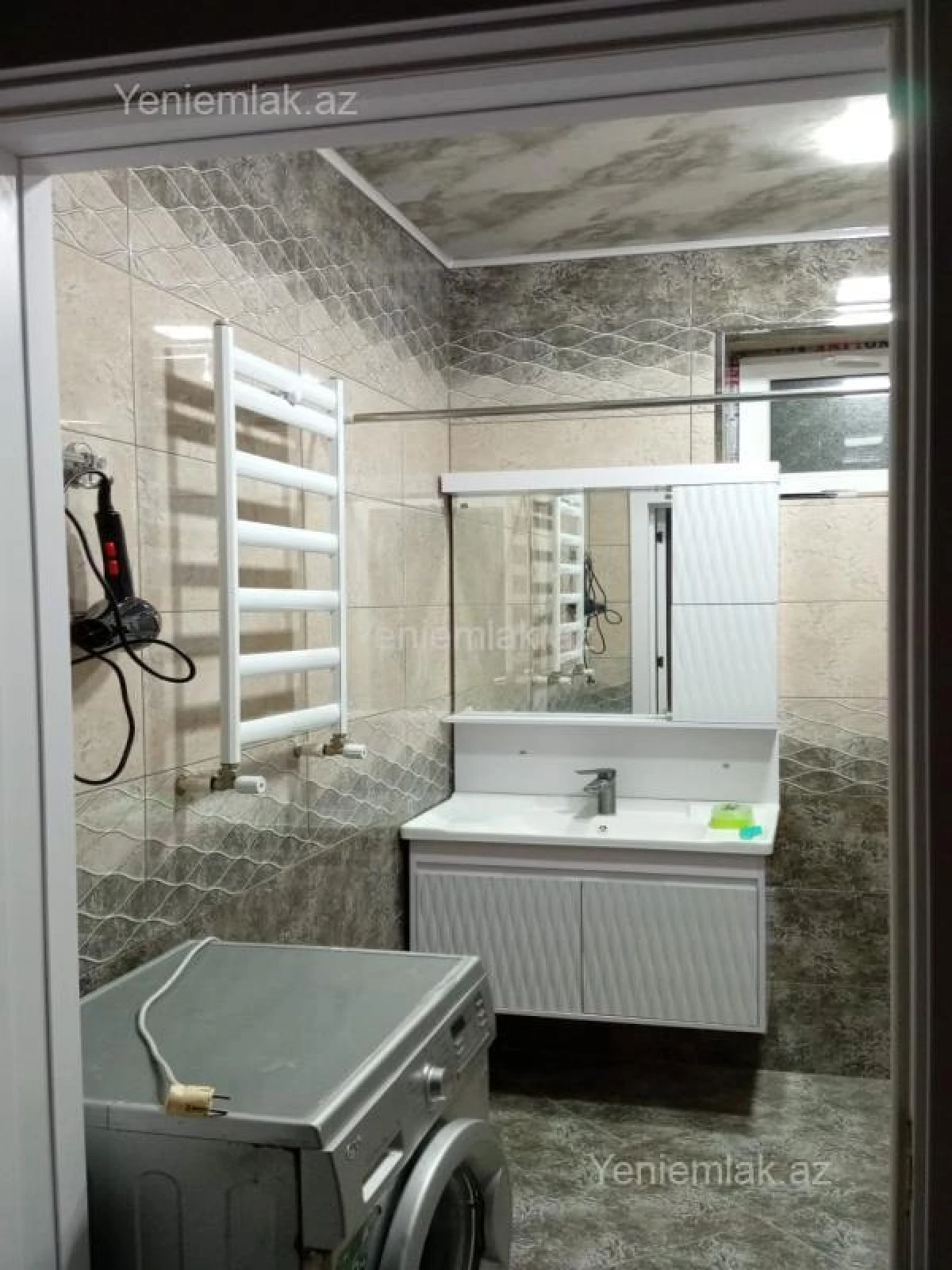 Satılır 3 otaqlı həyət evi 100 m²