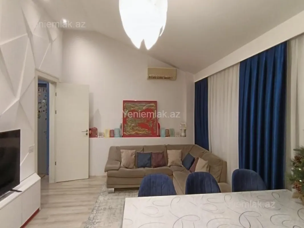 Satılır 3 otaqlı yeni tikili 70 m²