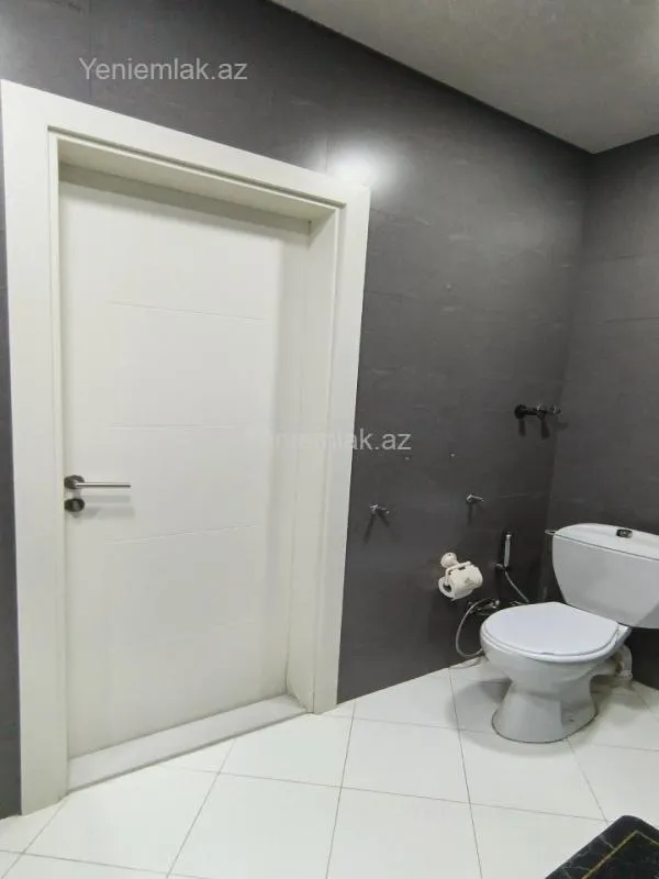 Satılır 3 otaqlı yeni tikili 70 m²