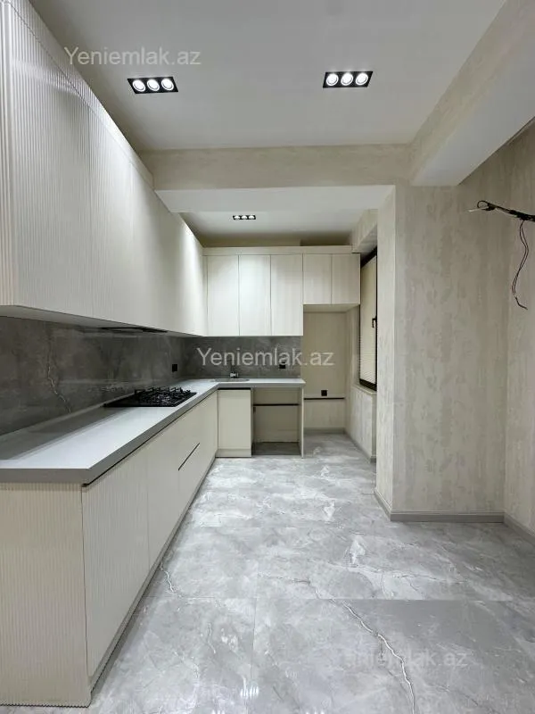 Satılır 2 otaqlı yeni tikili 80 m²