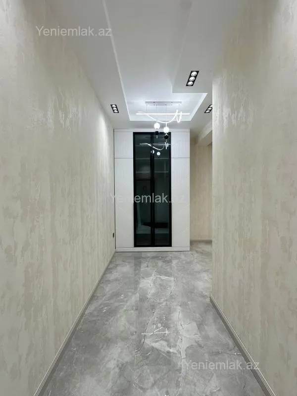 Satılır 2 otaqlı yeni tikili 80 m²