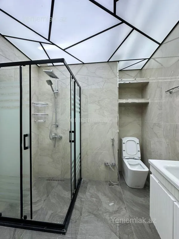 Satılır 2 otaqlı yeni tikili 80 m²