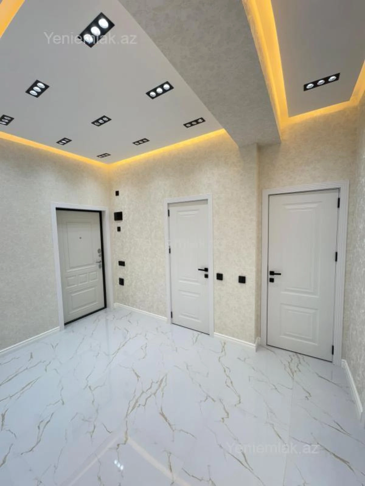 Satılır 3 otaqlı yeni tikili 112 m²