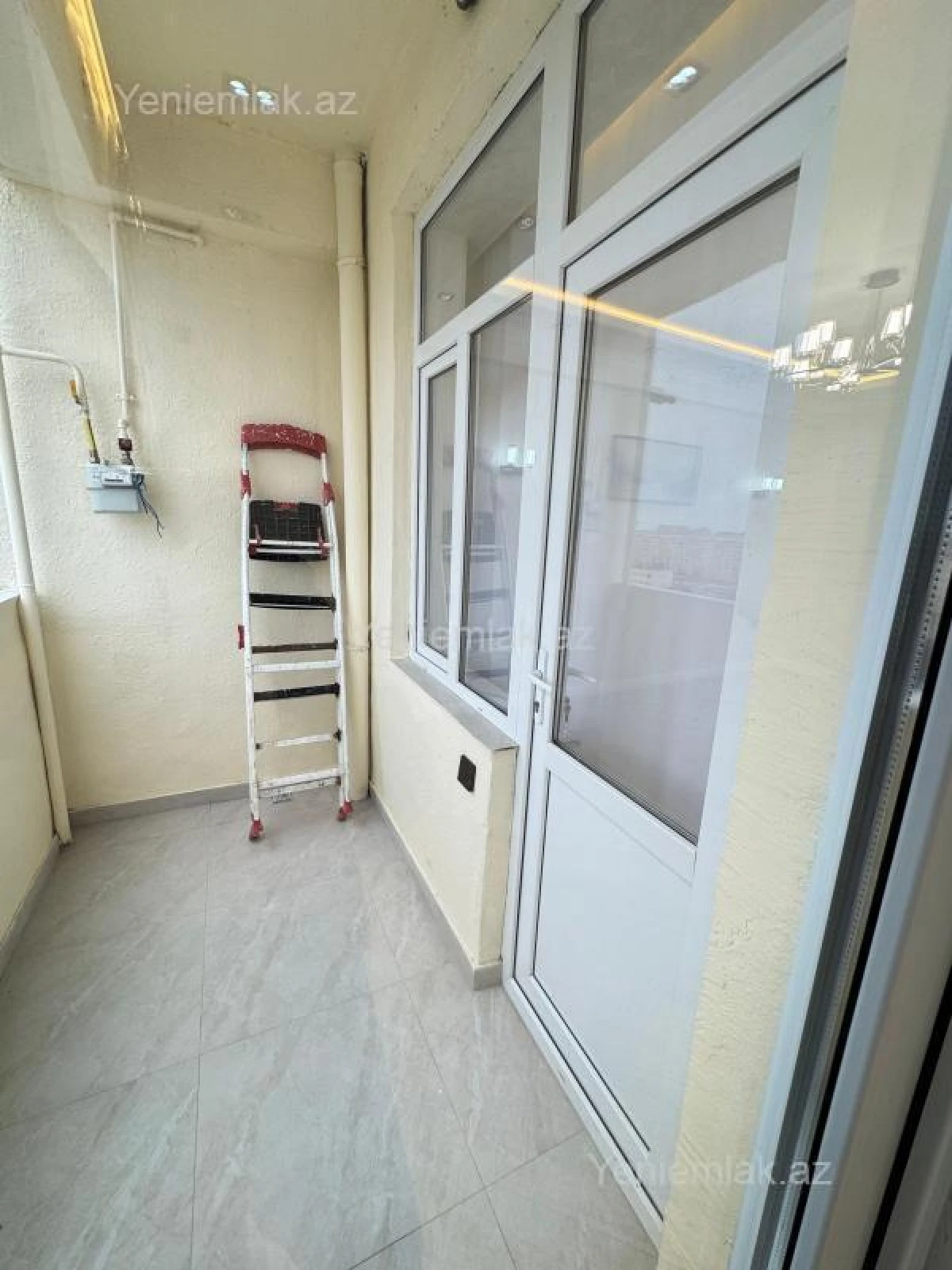 Satılır 3 otaqlı yeni tikili 112 m²