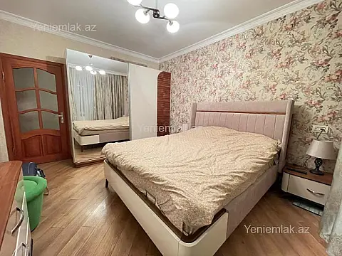 Satılır 2 otaqlı köhnə tikili 64 m²