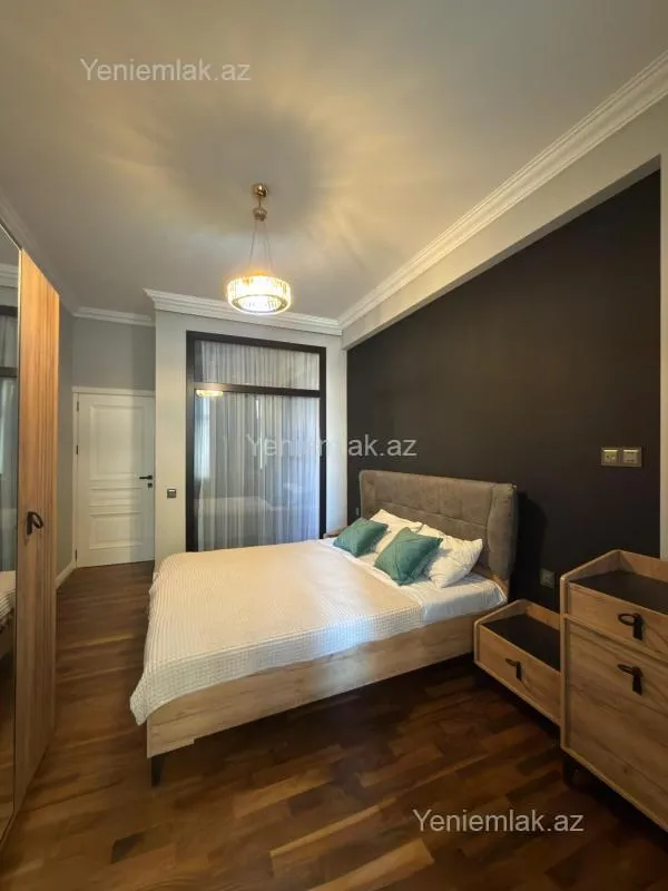 Satılır 3 otaqlı yeni tikili 100 m²