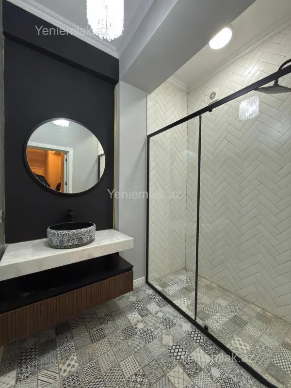 Satılır 3 otaqlı yeni tikili 100 m²