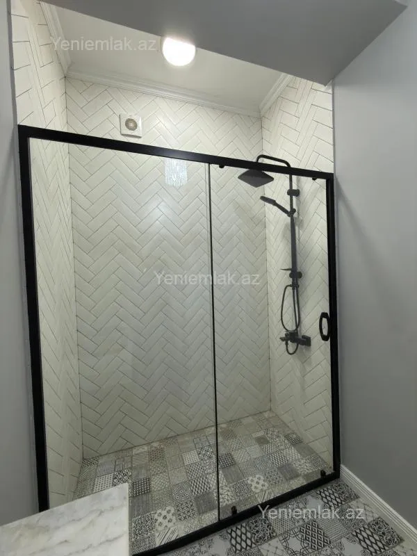 Satılır 3 otaqlı yeni tikili 100 m²