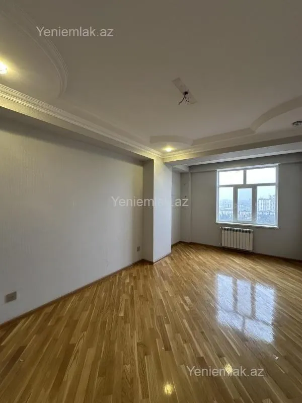 Satılır 3 otaqlı yeni tikili 110 m²