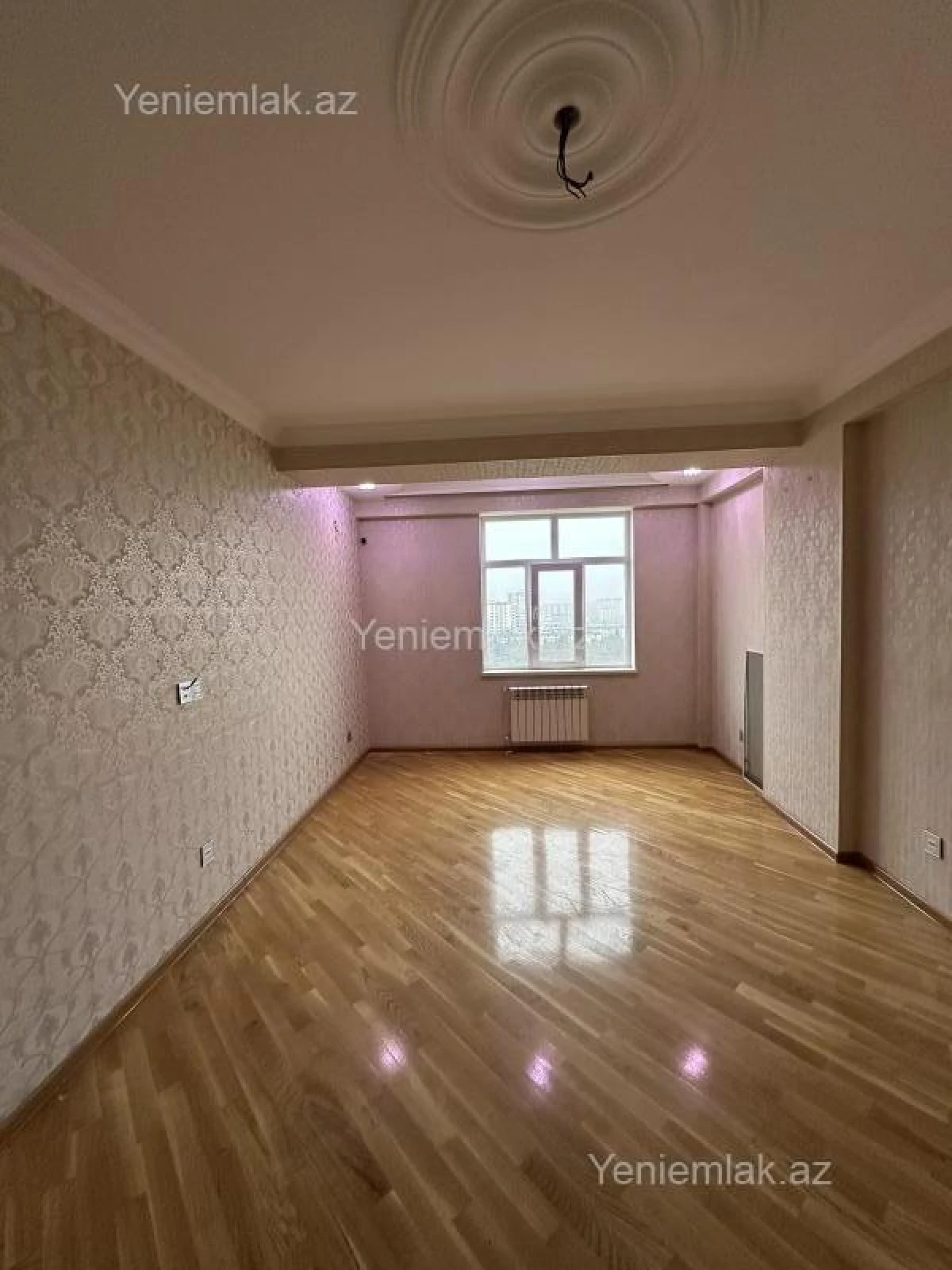 Satılır 3 otaqlı yeni tikili 110 m²
