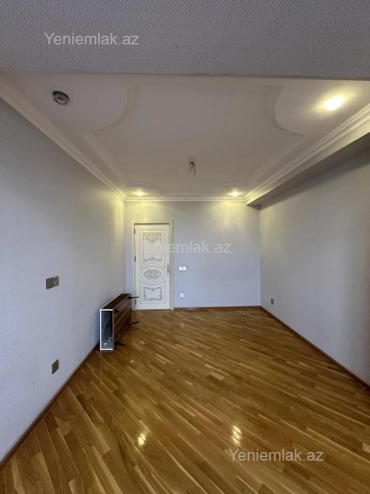Satılır 3 otaqlı yeni tikili 110 m²