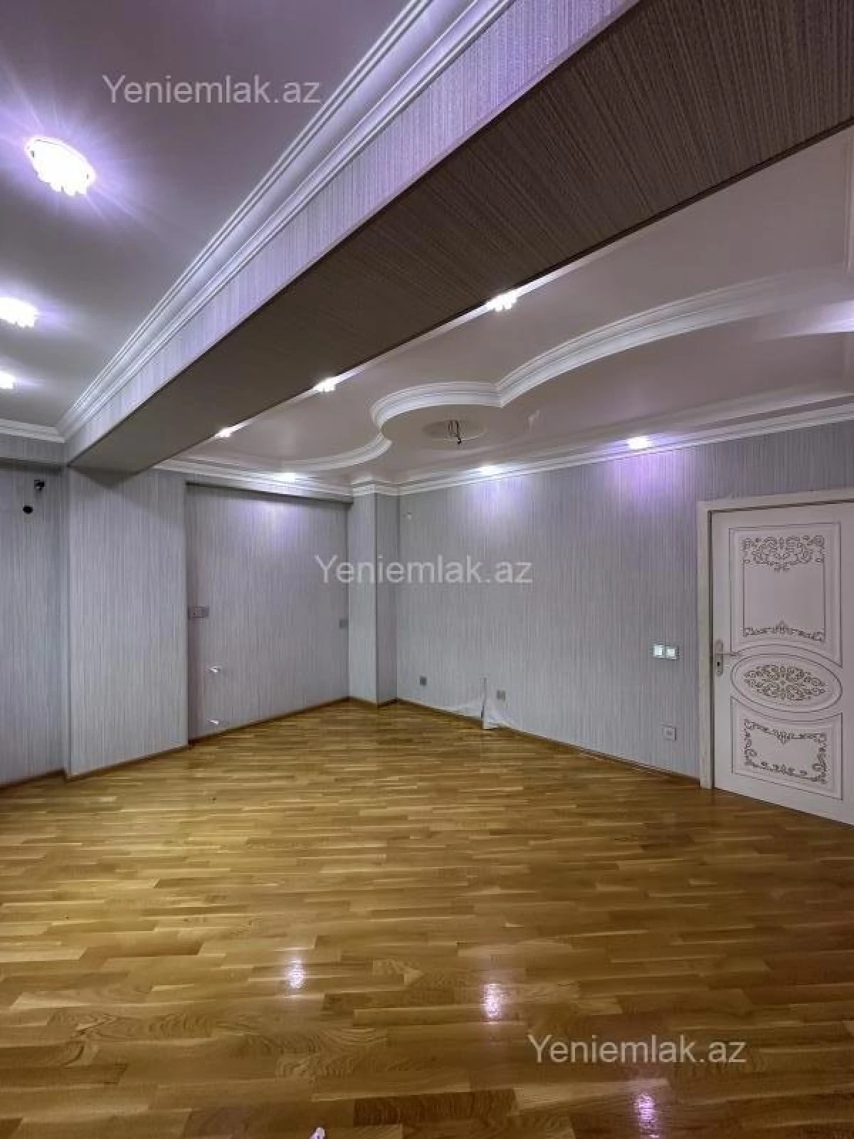 Satılır 3 otaqlı yeni tikili 110 m²