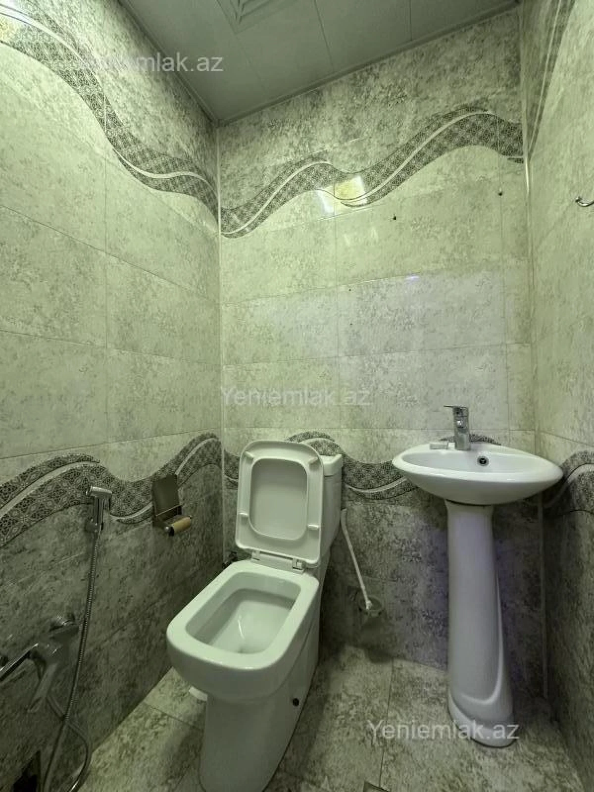 Satılır 3 otaqlı yeni tikili 110 m²