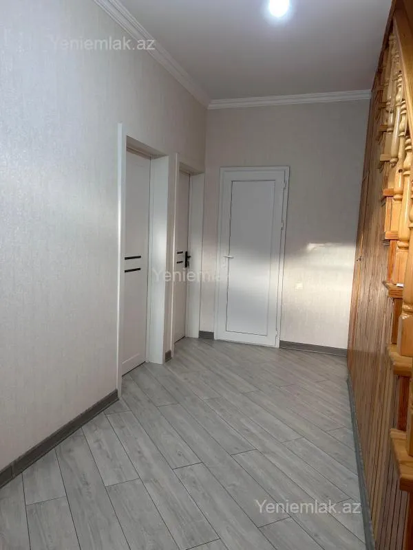 Satılır 4 otaqlı həyət evi 130 m²