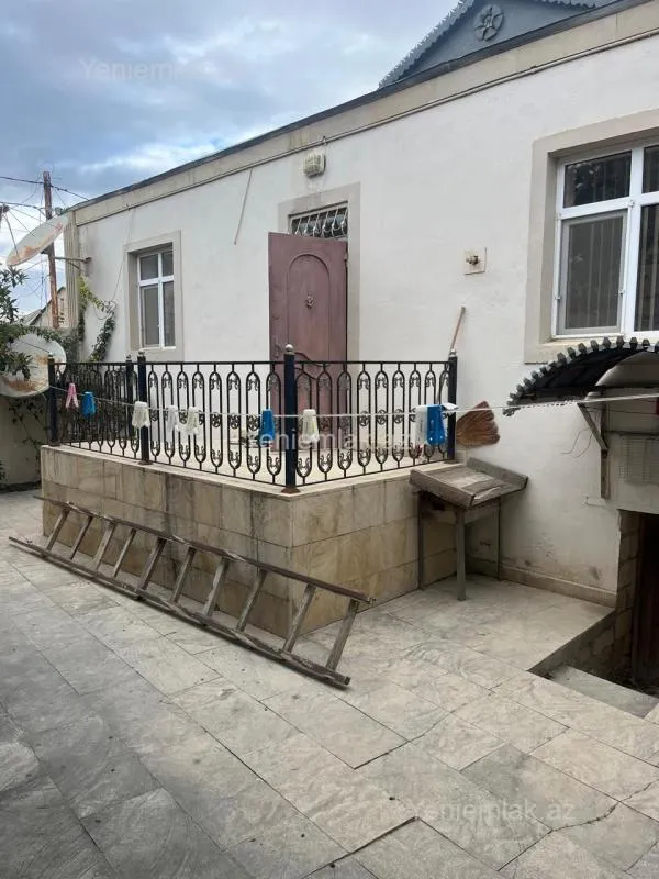 Satılır 4 otaqlı həyət evi 110 m²