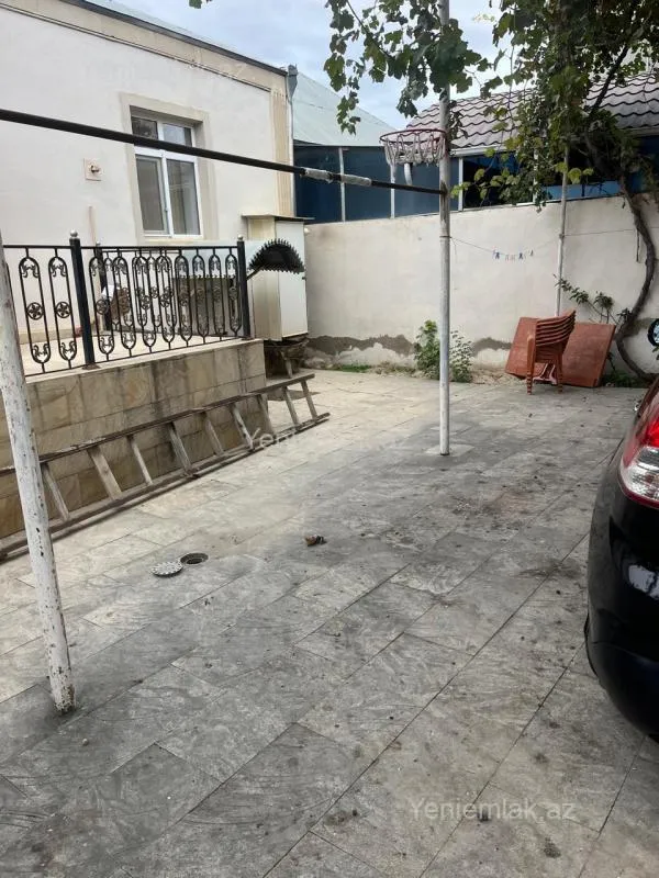 Satılır 4 otaqlı həyət evi 110 m²