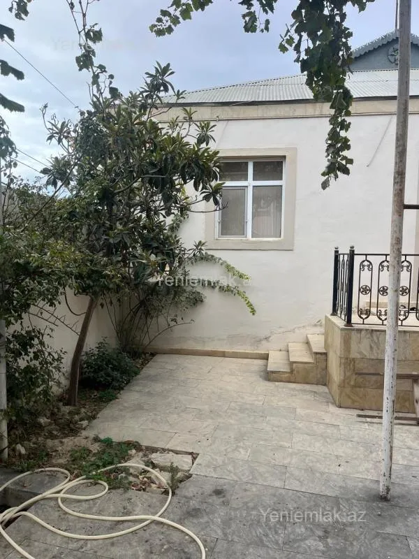 Satılır 4 otaqlı həyət evi 110 m²
