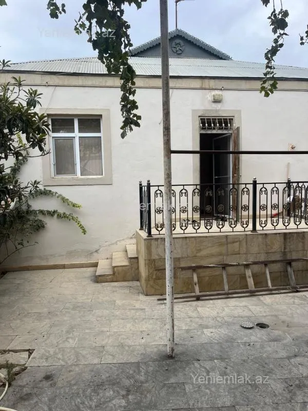 Satılır 4 otaqlı həyət evi 110 m²