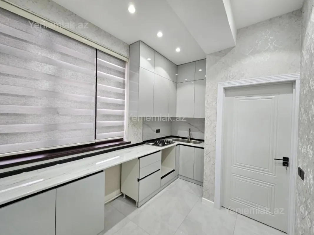 Satılır 3 otaqlı yeni tikili 79 m²