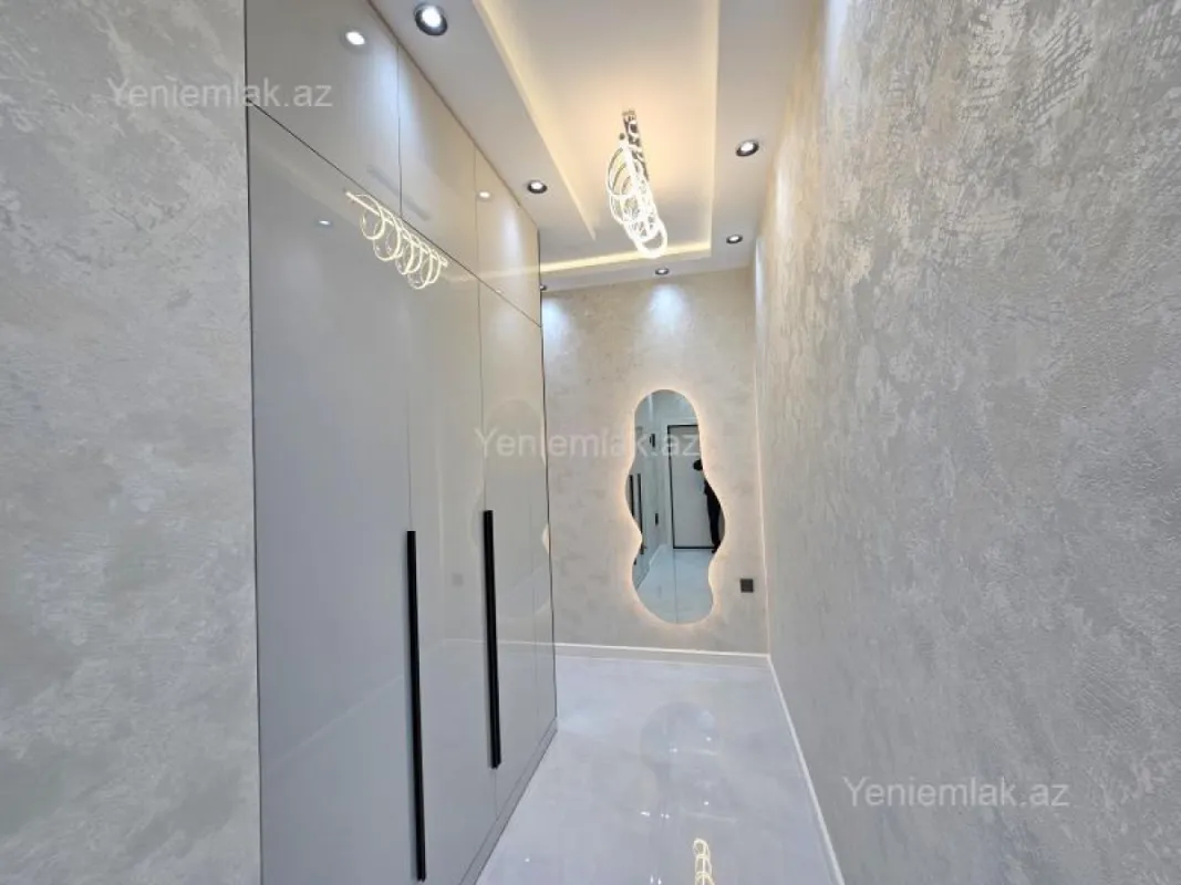 Satılır 3 otaqlı yeni tikili 79 m²