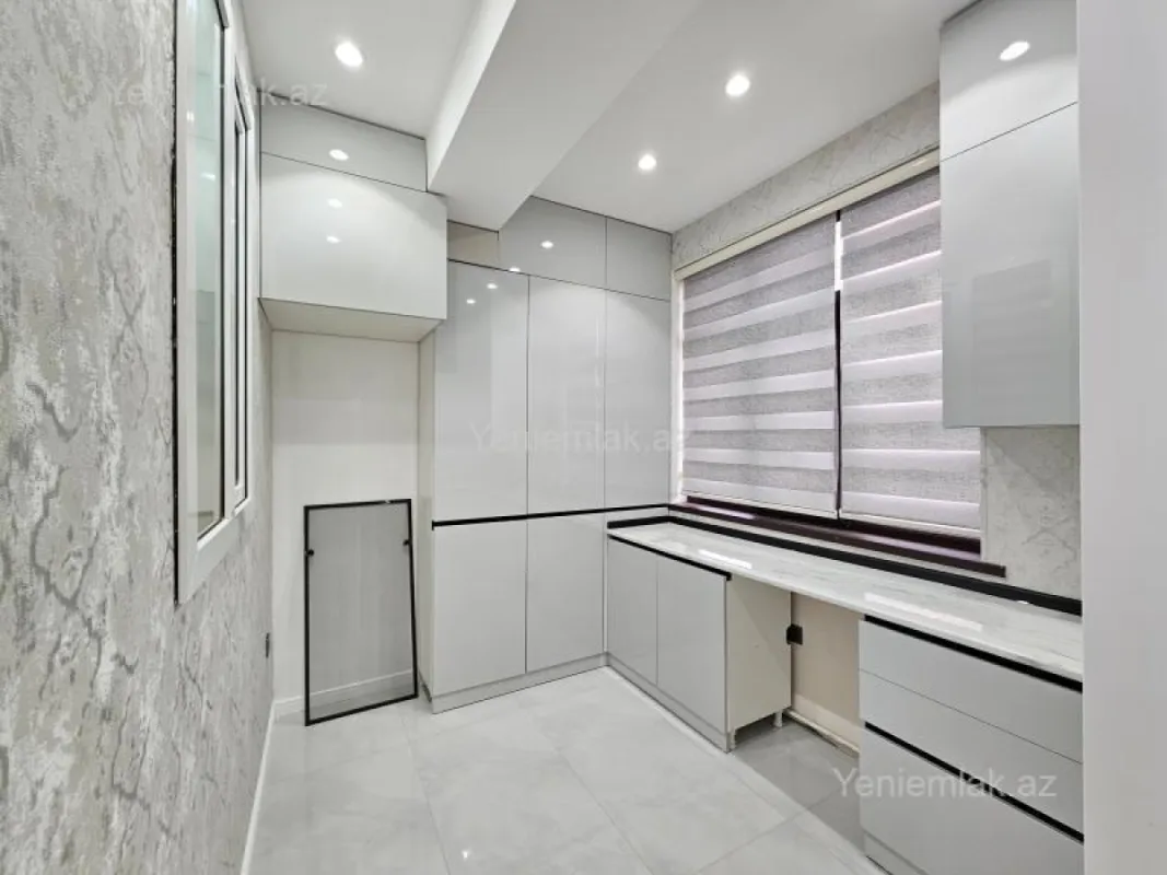 Satılır 3 otaqlı yeni tikili 79 m²