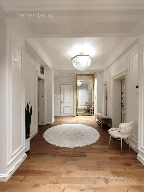 Satılır 4 otaqlı yeni tikili 160 m²