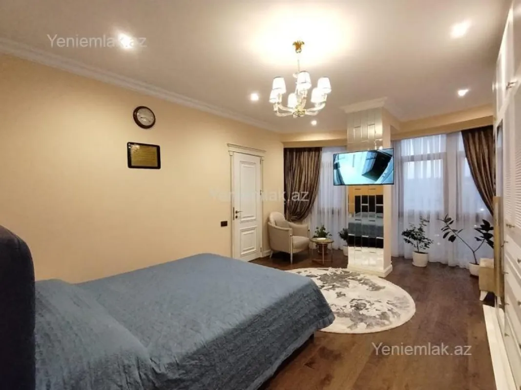Satılır 4 otaqlı yeni tikili 160 m²