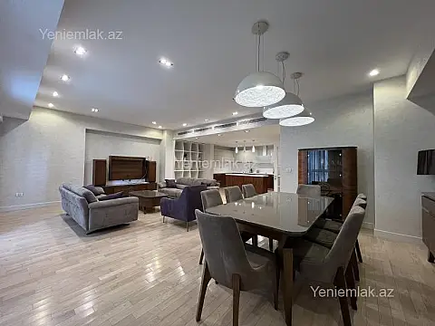 Satılır 3 otaqlı yeni tikili 175 m²