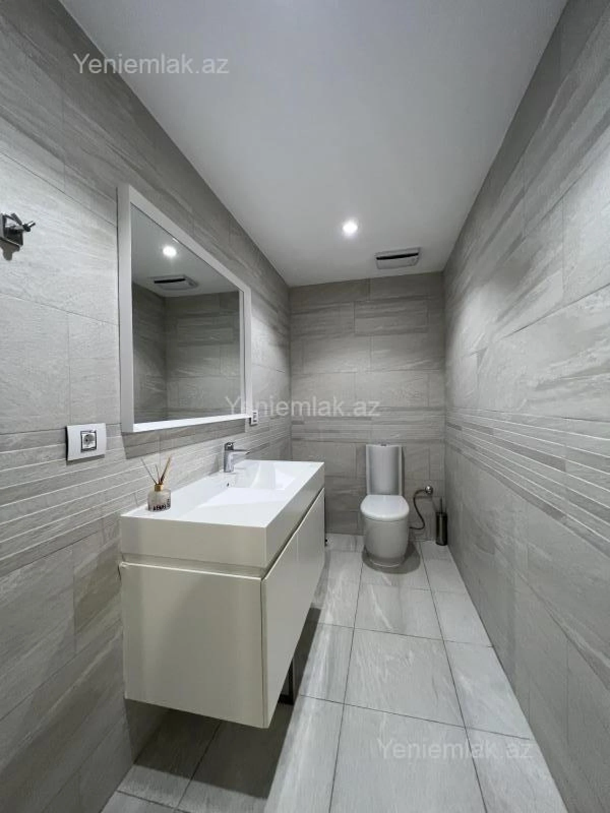 Satılır 3 otaqlı yeni tikili 175 m²