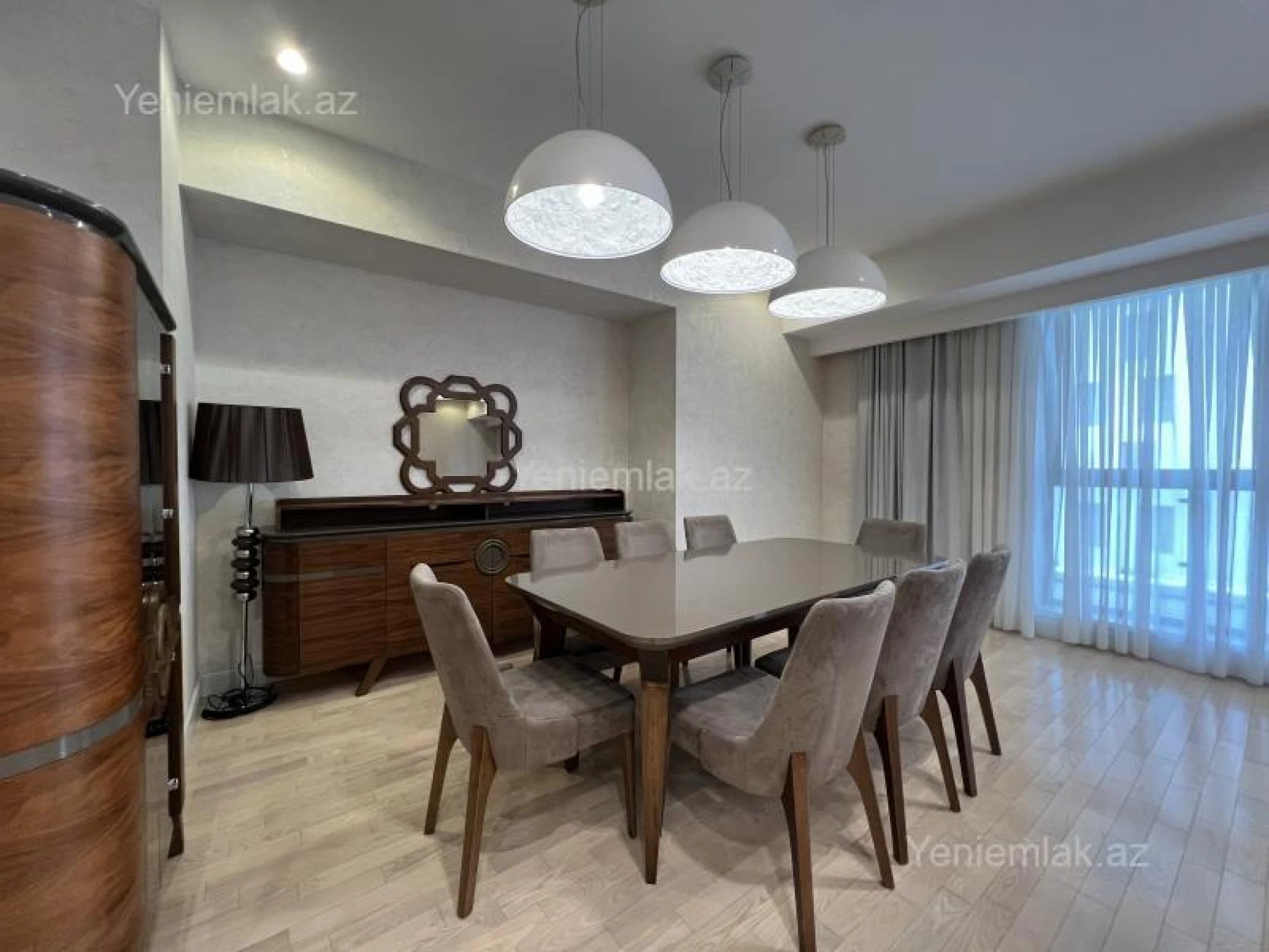 Satılır 3 otaqlı yeni tikili 175 m²