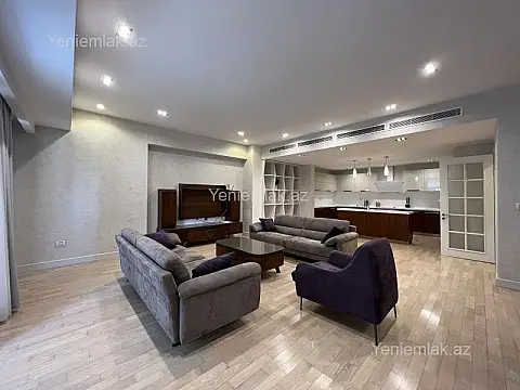 Satılır 3 otaqlı yeni tikili 175 m²