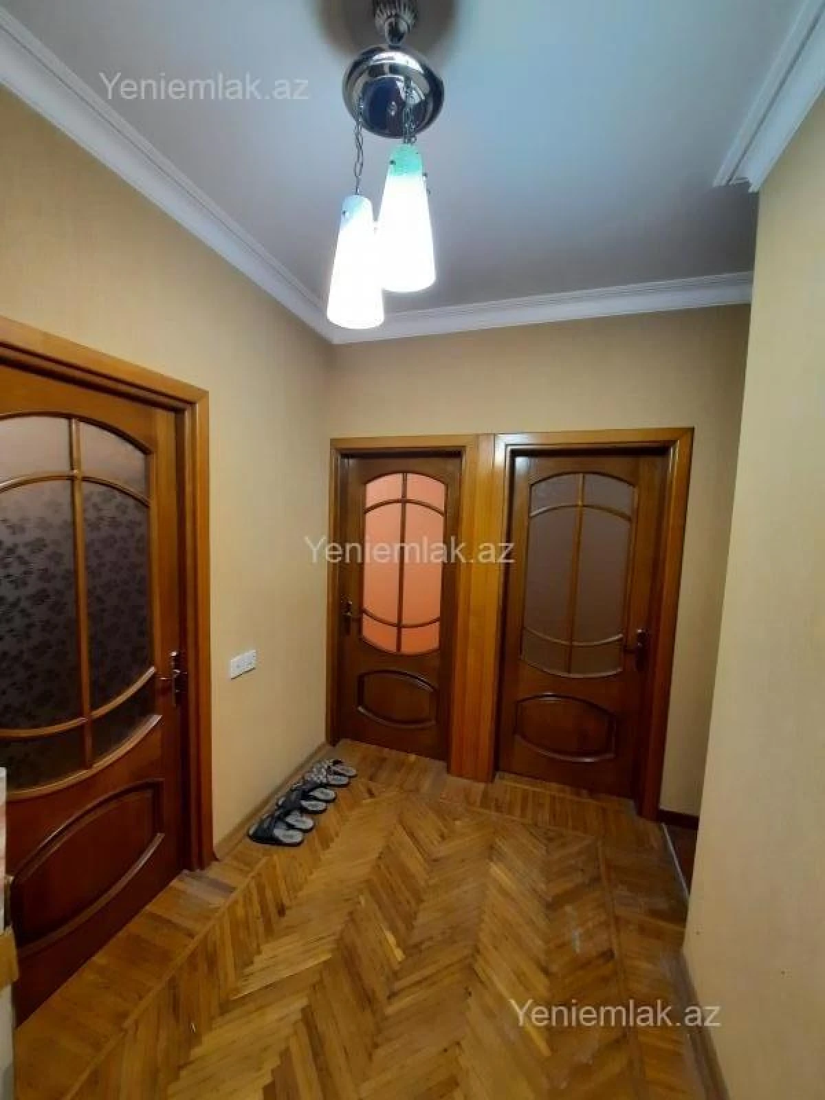 Satılır 3 otaqlı köhnə tikili 80 m²