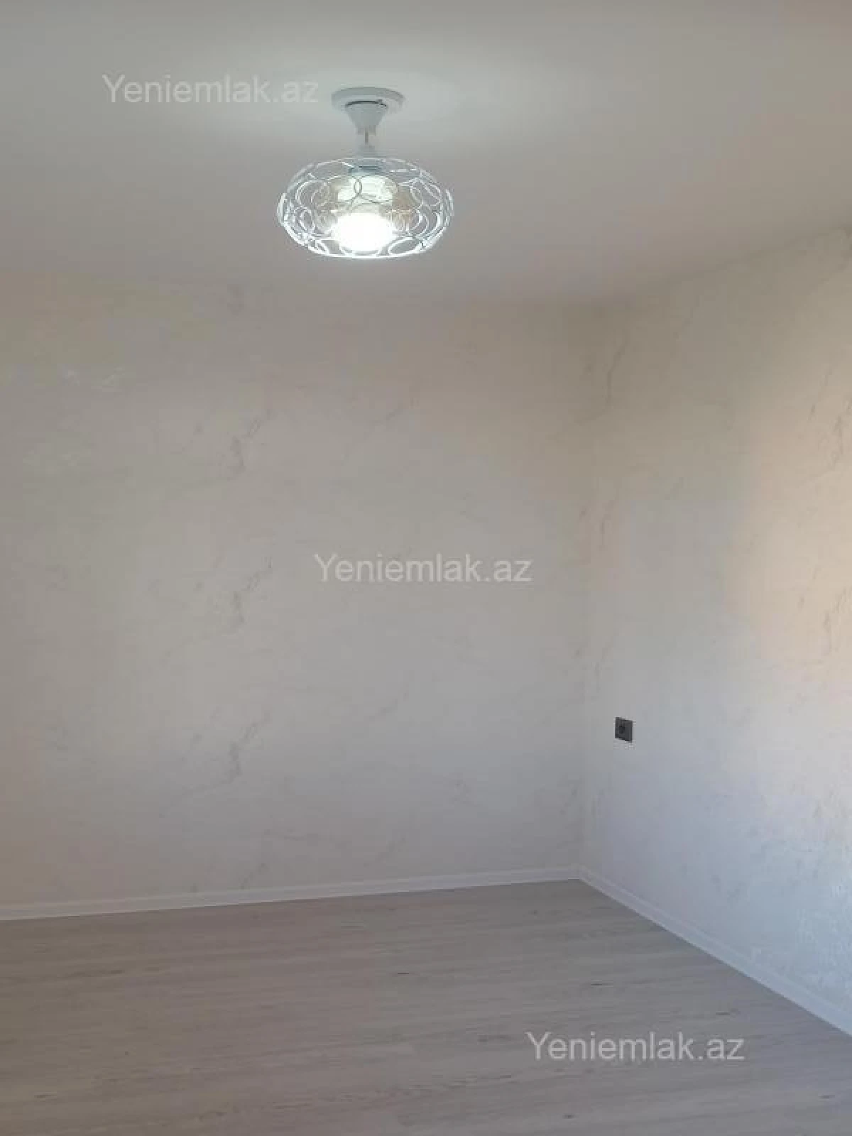 Satılır 3 otaqlı köhnə tikili 65 m²
