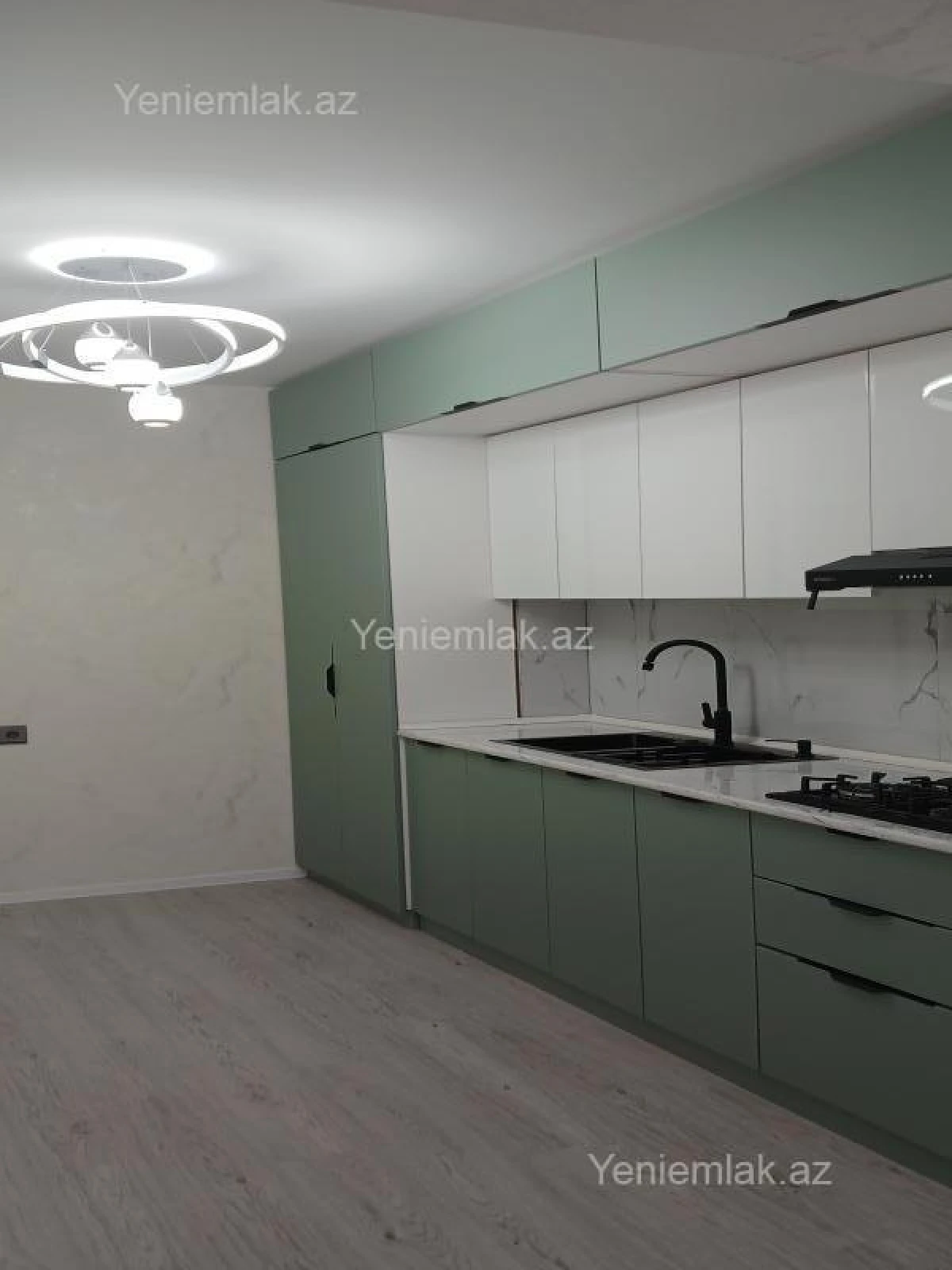 Satılır 3 otaqlı köhnə tikili 65 m²