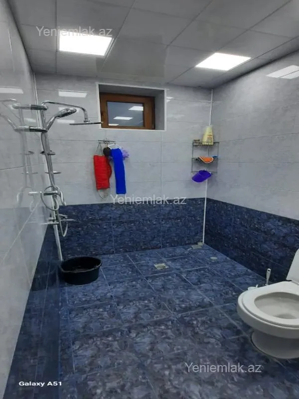 Satılır 3 otaqlı həyət evi 140 m²
