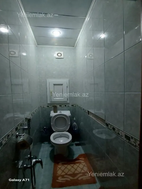 Satılır 5 otaqlı köhnə tikili 130 m²